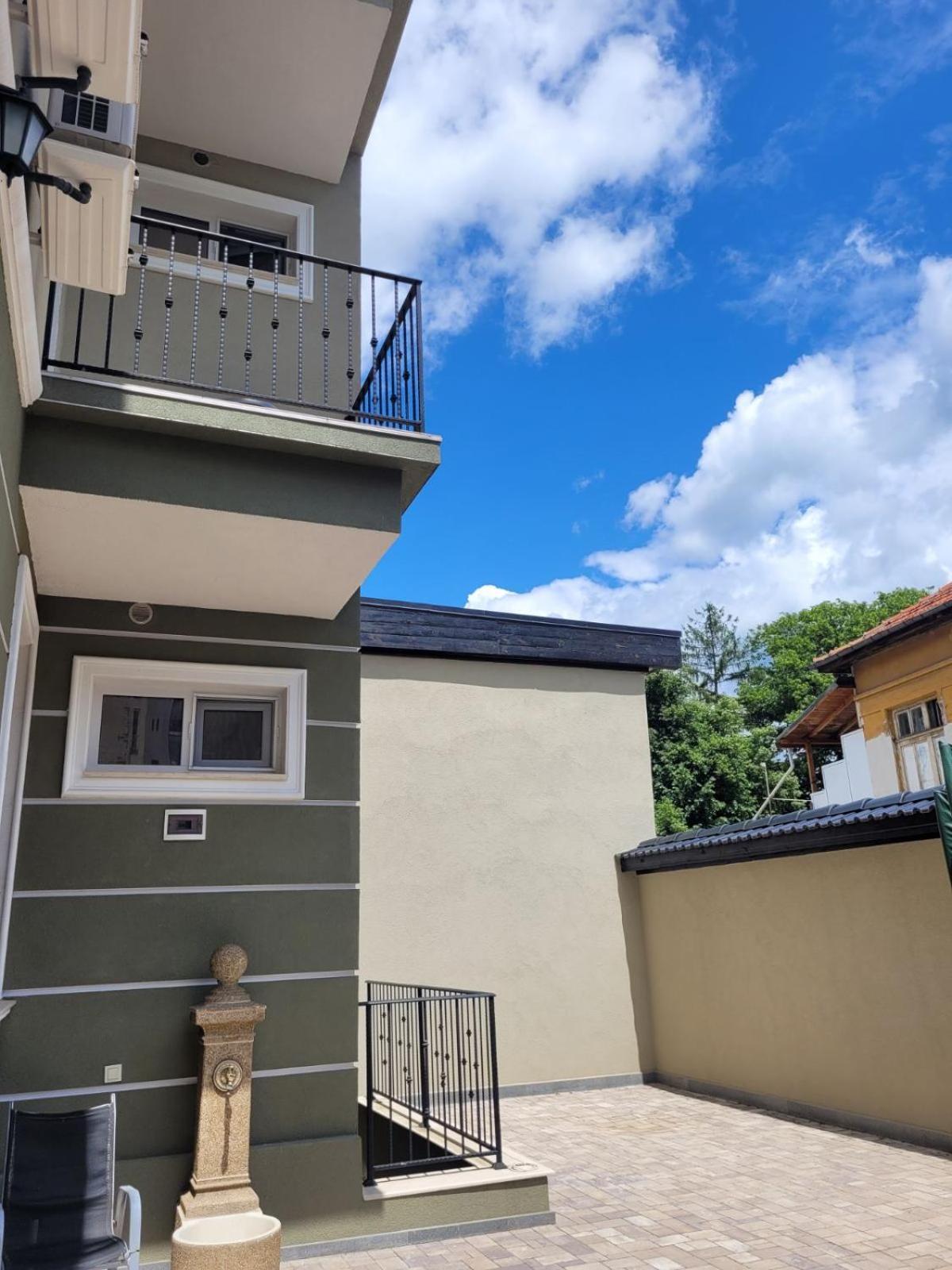 The House - Central Boutique Apartments Kiustendił Zewnętrze zdjęcie